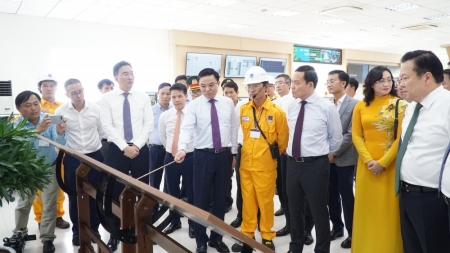 Phát triển điện, khí LNG – Doanh nghiệp “nóng lòng” chờ cơ chế