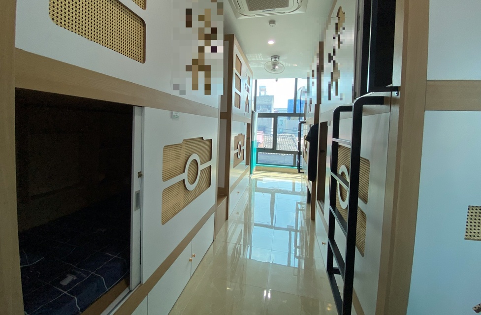 Cuộc sống bên trong những hộp ngủ 2m2 ở Hà Nội, chuyên gia cảnh báo rủi ro