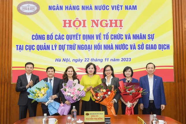 Ng&acirc;n h&agrave;ng Nh&agrave; nước bổ nhiệm l&atilde;nh đạo Cục Quản l&yacute; dự trữ ngoại hối, sở giao dịch ảnh 1