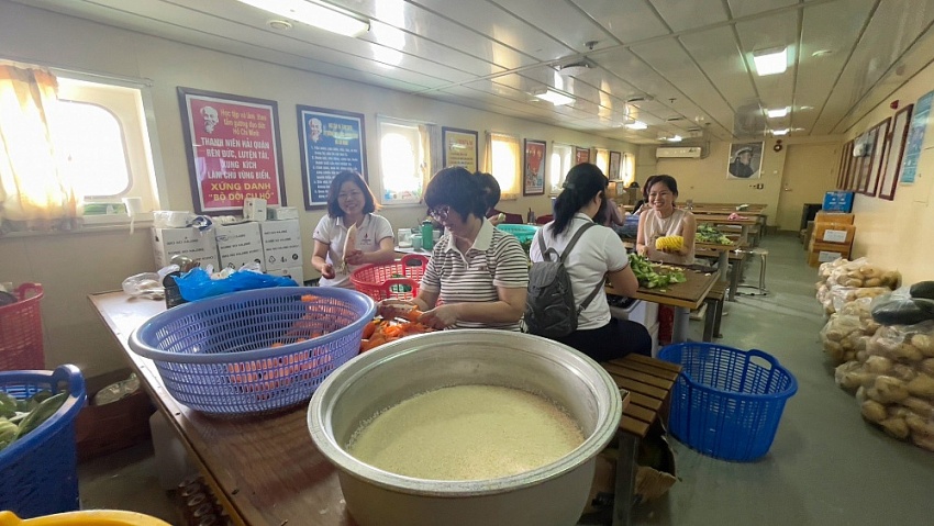 Kỳ 1: Mang đi tình cảm, mang về niềm tin