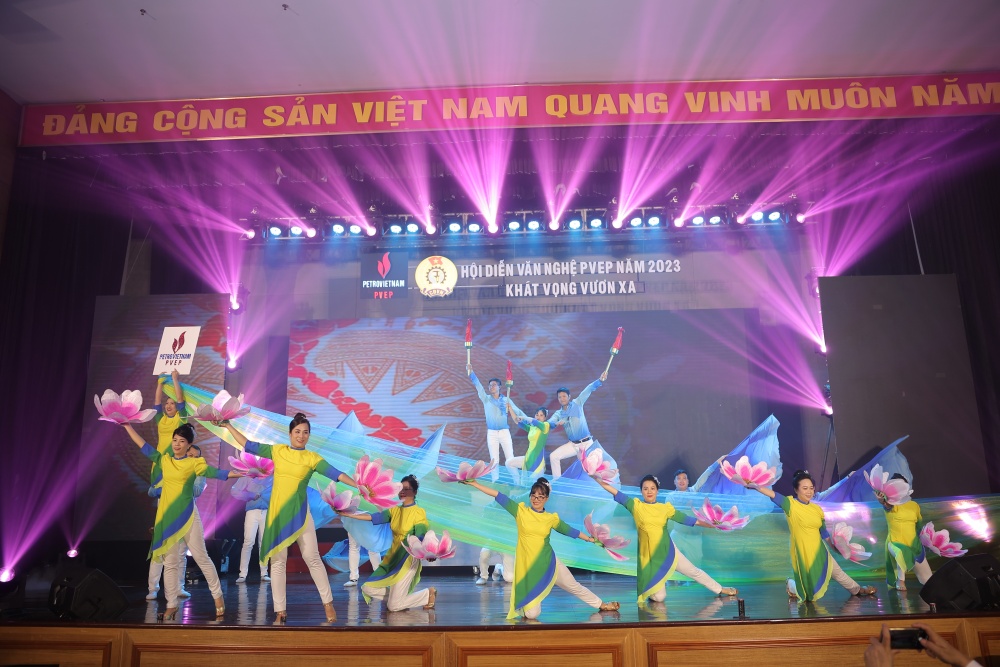 Sôi nổi Hội diễn văn nghệ “PVEP - Khát vọng vươn xa” năm 2023 khu vực phía Bắc