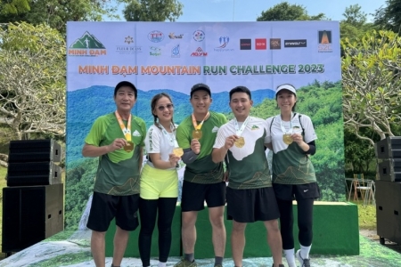 Chạy bộ nâng cao sức khỏe và gắn kết yêu thương gia đình