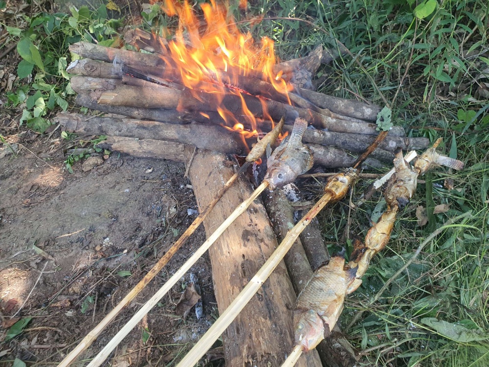 Đắm say cùng suối Đăk Na