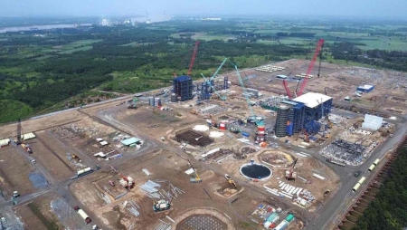 Phó Thủ tướng Trần Hồng Hà chỉ đạo tháo gỡ khó khăn cho các dự án trọng điểm quốc gia do Petrovietnam triển khai