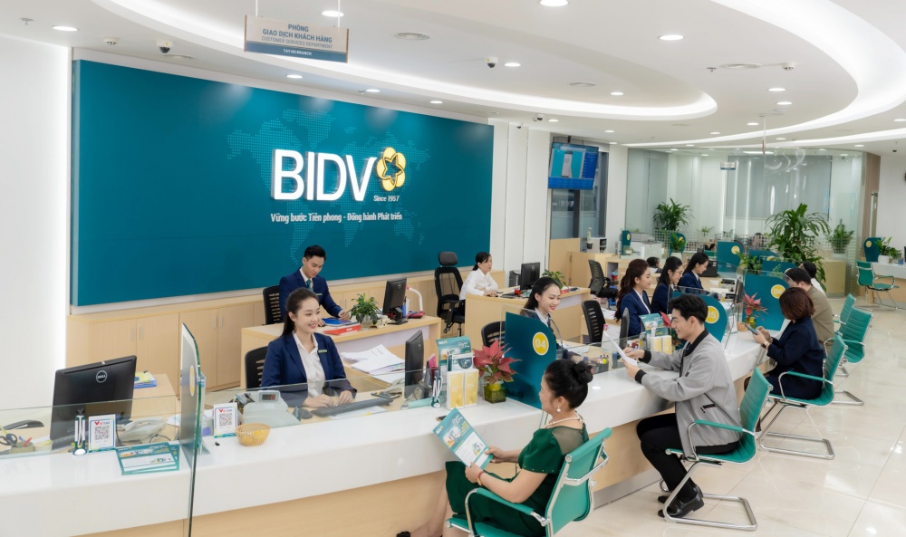 Tin ngân hàng ngày 29/11: Ồ ạt giải ngân tín dụng tháng cuối năm