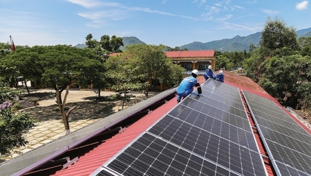 Bài 3: Cần nhanh chóng hoàn thiện khung chính sách pháp luật về phát triển năng lượng tái tạo