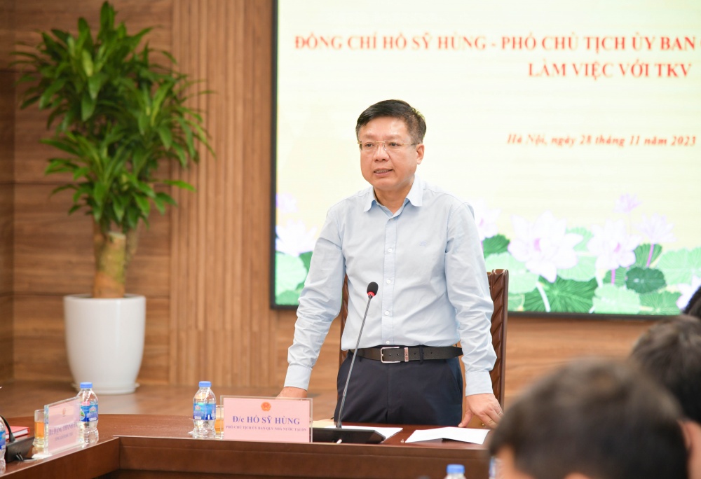 Phối hợp giải quyết khó khăn cho ngành than