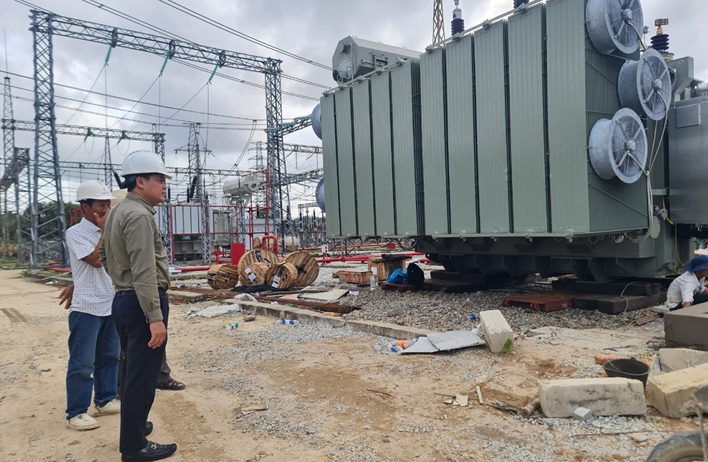 Hoàn thành nâng công suất máy biến áp 110kV Trạm biến áp 220kV Huế