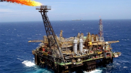 OPEC cắt sản lượng: Một thành viên nhất quyết không tuân theo