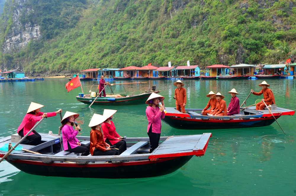 Tục hát giao duyên của ngư dân trên Vịnh Hạ Long