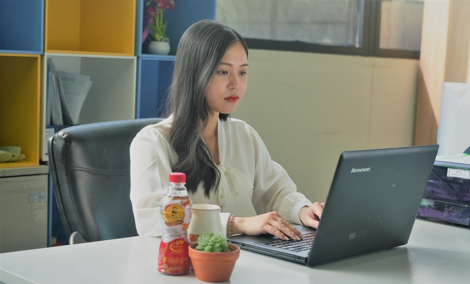 Những việc ý nghĩa mà người trẻ đang làm trong ngày cuối năm