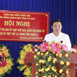 Đồng chí Lê Mạnh Hùng tiếp xúc cử tri xã Tân Lộc Đông, huyện Thới Bình, tỉnh Cà Mau