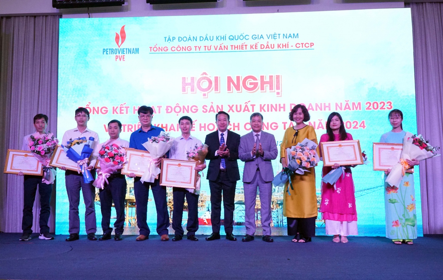 “PVE phải vươn lên bằng chính năng lực của mình”