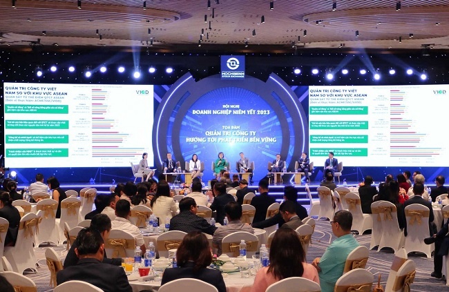 Toàn cảnh hội nghị.