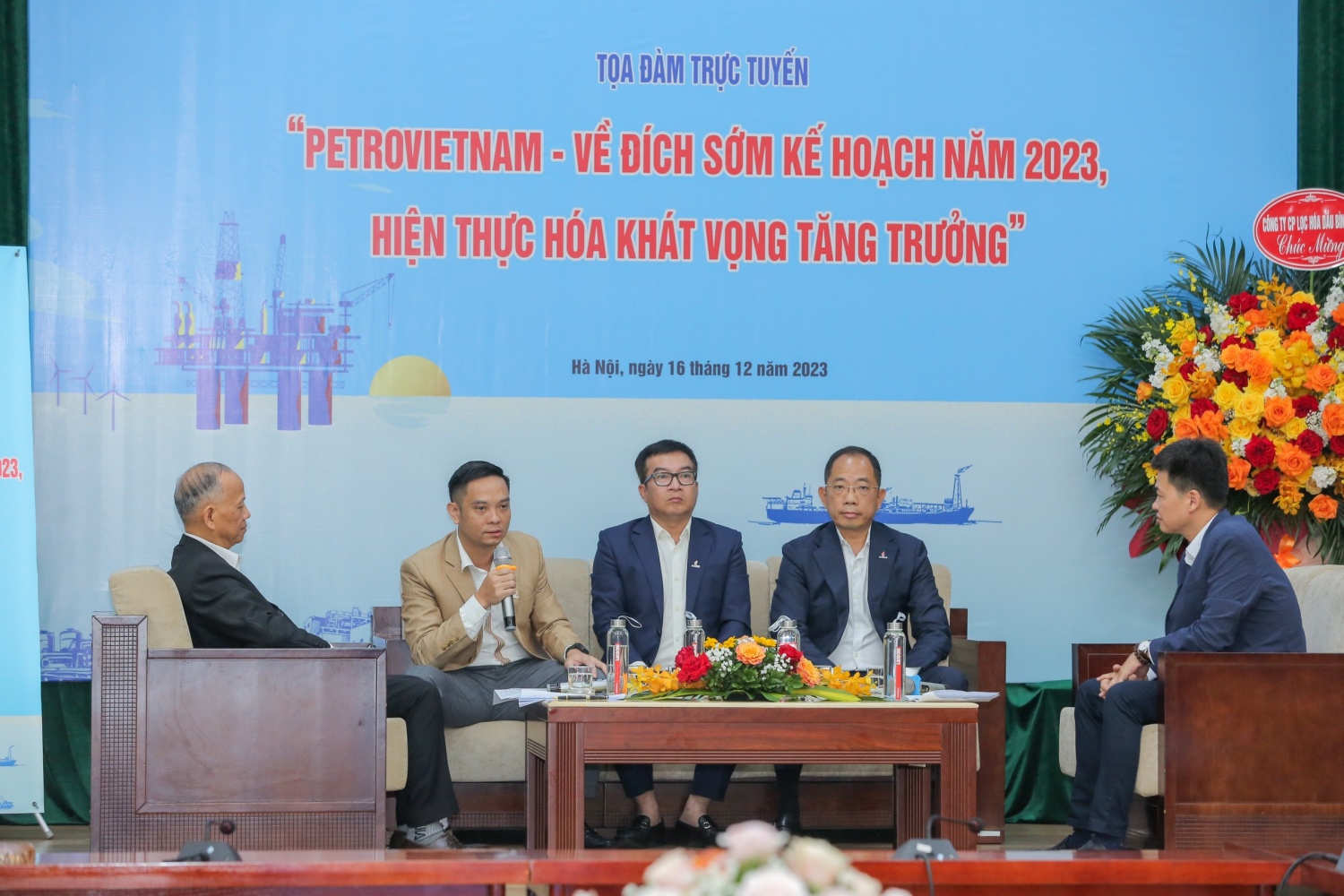 Bản lĩnh, trí tuệ của “những người đi tìm lửa” PVEP góp phần phát triển đất nước