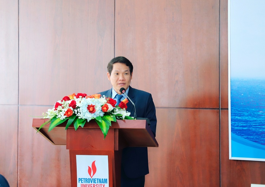 ietsovpetro ký kết thoả thuận hợp tác với PVU và trao tặng 25 suất học bổng cho sinh viên vượt khó học giỏi Vietsovpetro ký kết thoả thuận hợp tác với PVU và trao tặng 25 suất học bổng cho sinh viên vượt khó học giỏi