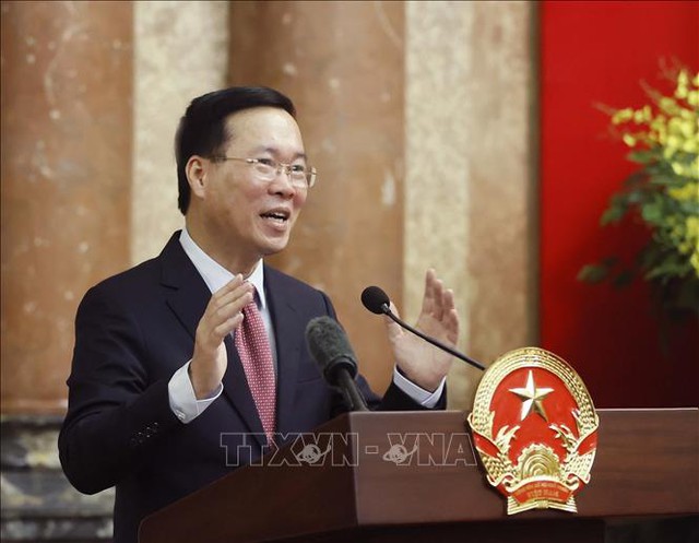 Chủ tịch nước gặp mặt các đại sứ, trưởng cơ quan đại diện Việt Nam ở nước ngoài