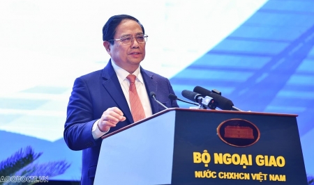 Thủ tướng nêu 6 nhiệm vụ chính trong triển khai ngoại giao kinh tế