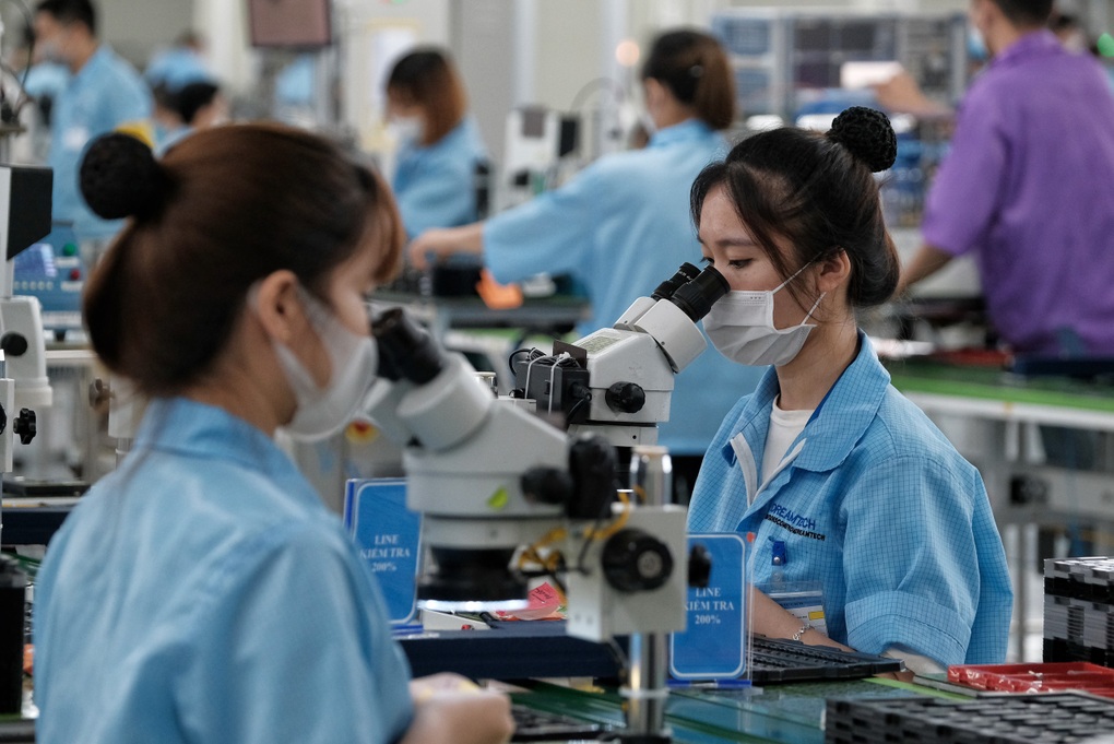Mức lương cao nhất của công chức trước và sau khi cải cách tiền lương - 2