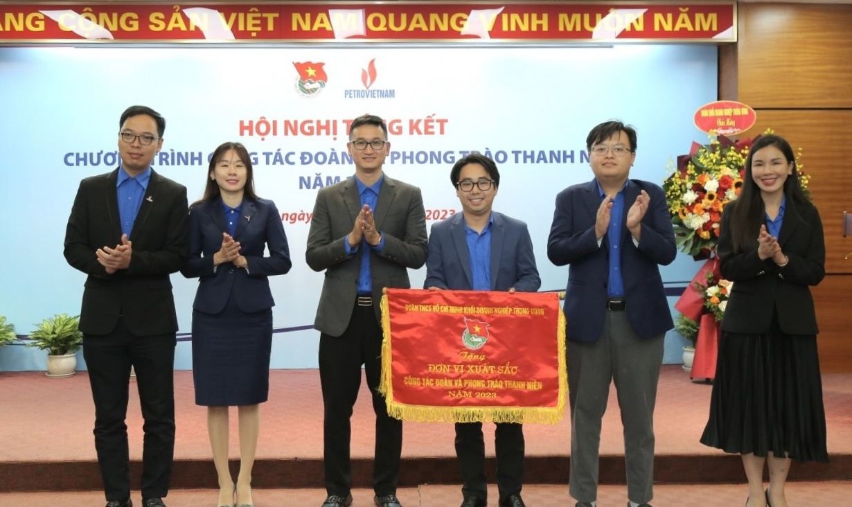 [PetroTimesTV] Tuổi trẻ Dầu khí luôn là cánh tay đắc lực tạo nên thành công của Petrovietnam