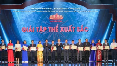 Tạp chí Năng lượng Mới được tuyên dương Tập thể xuất sắc Giải Diên Hồng lần 2 năm 2024