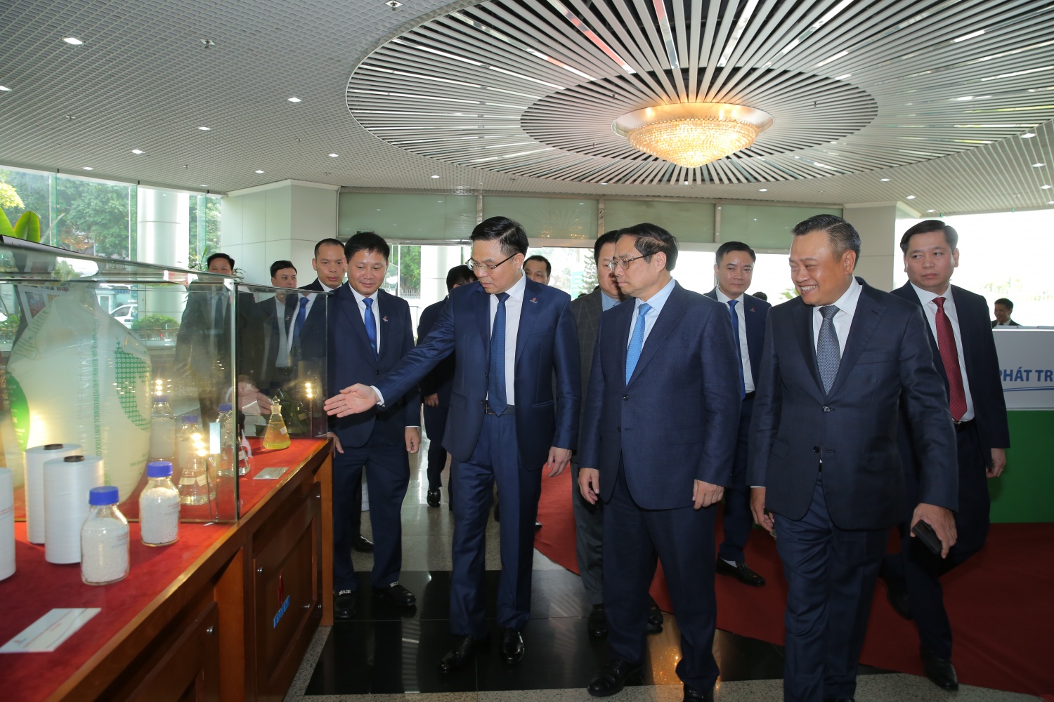 Thủ tướng Phạm Minh Chính: Petrovietnam đóng góp tích cực vào thành tựu chung của đất nước