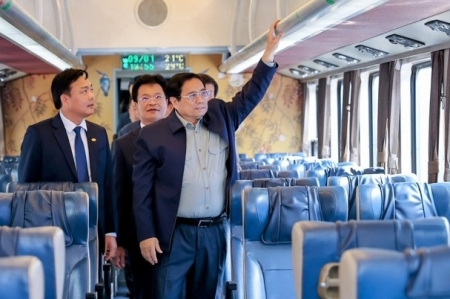 Thủ tướng: Đường sắt tốc độ cao "không làm không được", phải quyết tâm