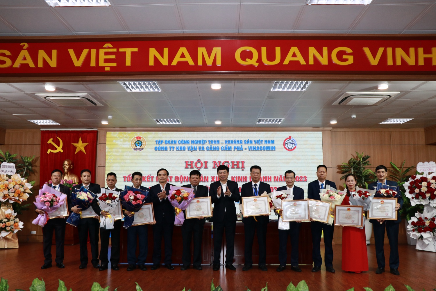 Năm 2024, Công ty Kho vận và Cảng Cẩm Phả sẽ tiêu thụ hơn 65 triệu tấn than