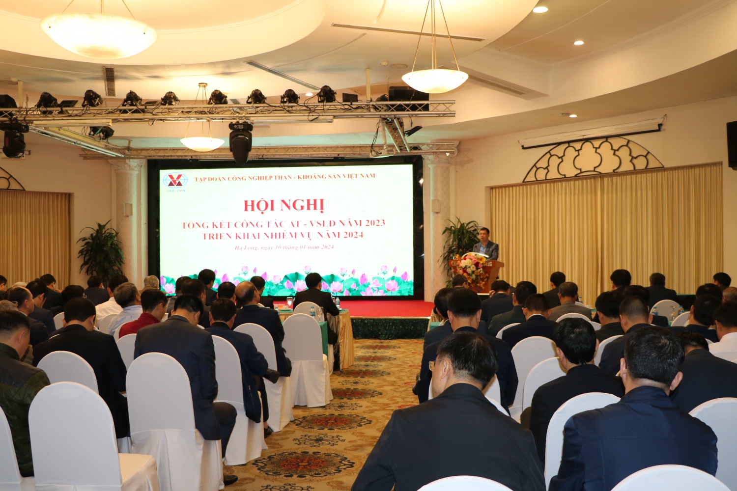 TKV triển khai các biện pháp đảm bảo an toàn lao động năm 2024