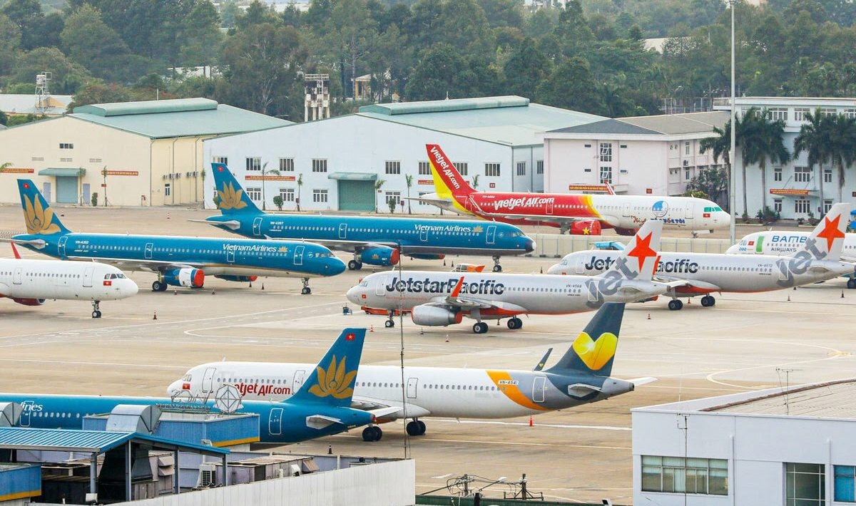 Tin tức kinh tế ngày 16/1: Khan hiếm vé máy bay Tết