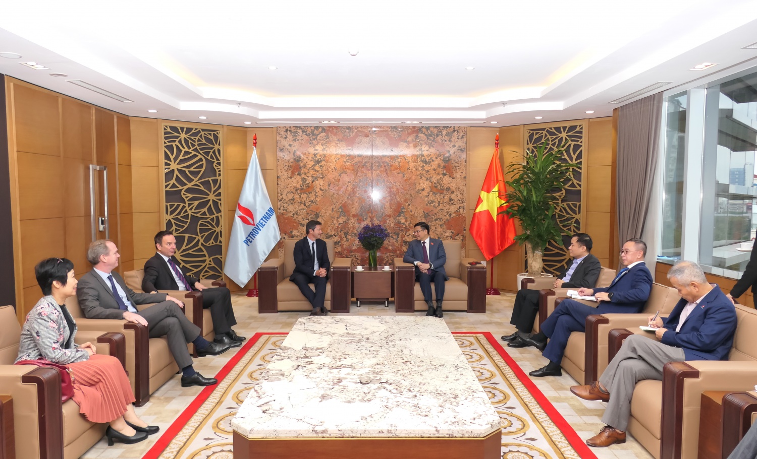 Toàn cảnh buổi làm việc