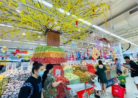 Tin tức kinh tế ngày 22/1: Dự báo sức mua dịp Tết Giáp Thìn 2024 tăng trên 10%