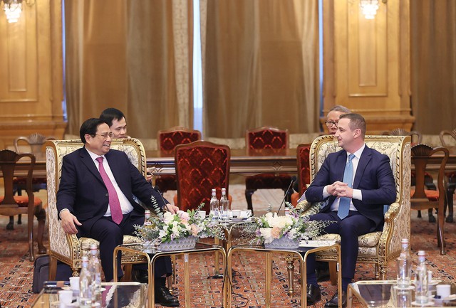 Thủ tướng Phạm Minh Chính hội kiến Chủ tịch Hạ viện Romania Alfred Simonis