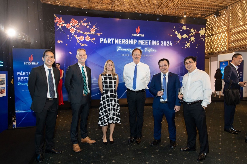 Petrovietnam gặp mặt các nhà thầu dầu khí năm 2024