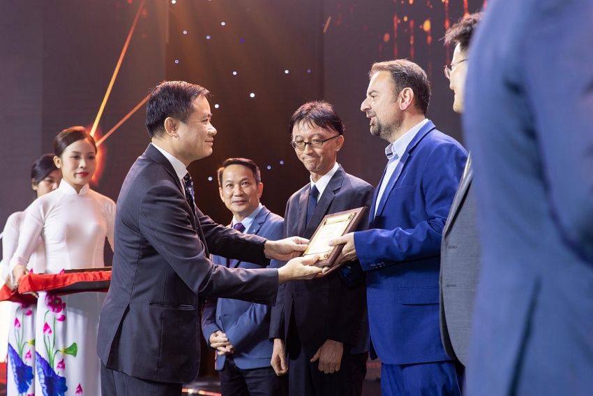 Petrovietnam gặp mặt các nhà thầu dầu khí năm 2024