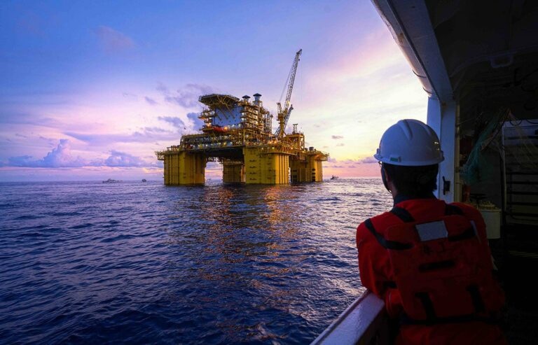 Kế hoạch của CNOOC đến năm 2024: Tăng cường sản xuất hydrocarbon, thăm dò khí đốt tự nhiên và phát triển năng lượng xanh