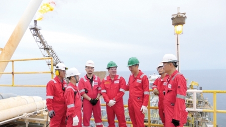 Người xông pha "Đất khó"