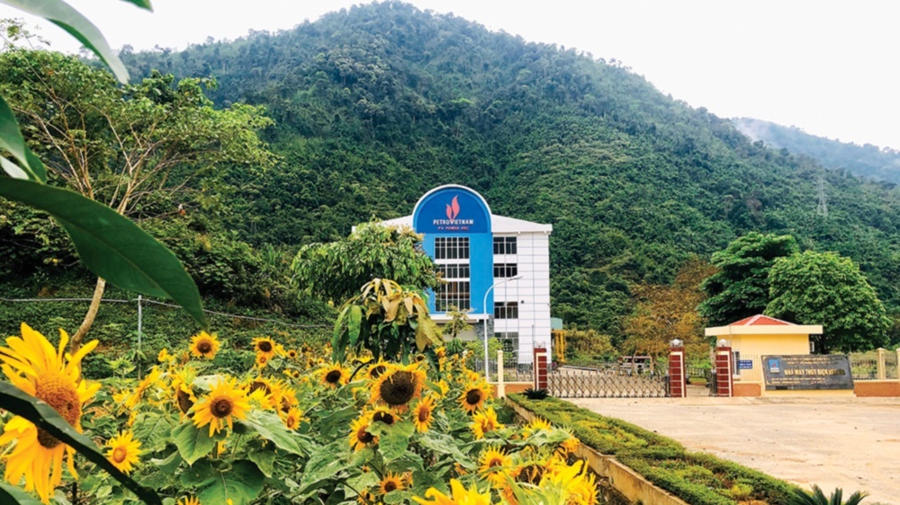 Xuân về nơi "ốc đảo" Hủa Na