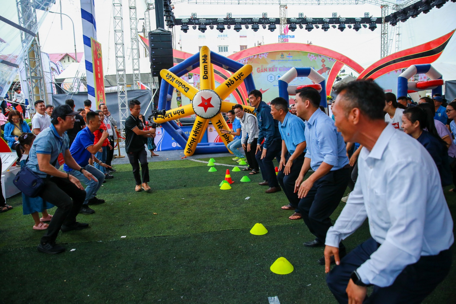 Ấm áp chương trình “Xuân nghĩa tình dầu khí năm 2024” do BSR tổ chức