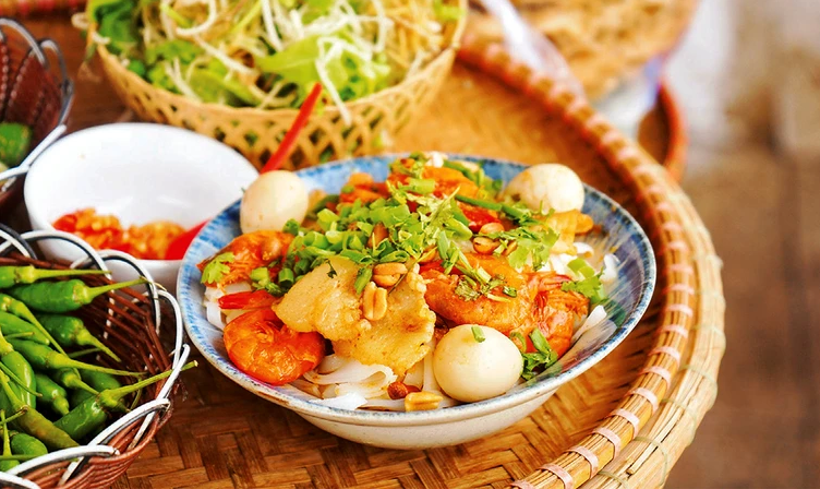 Thưởng thức ẩm thực Tết Quảng Đà