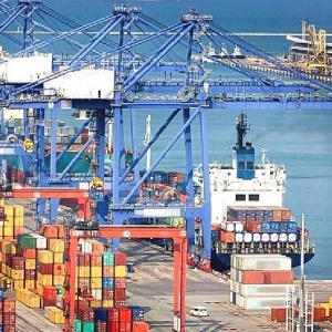 Tin tức kinh tế ngày 30/1: Cán cân thương mại hàng hóa thặng dư 384 triệu USD