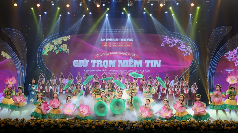 Chương trình nghệ thuật “Giữ trọn niềm tin”: Rạng rỡ 94 mùa xuân có Đảng