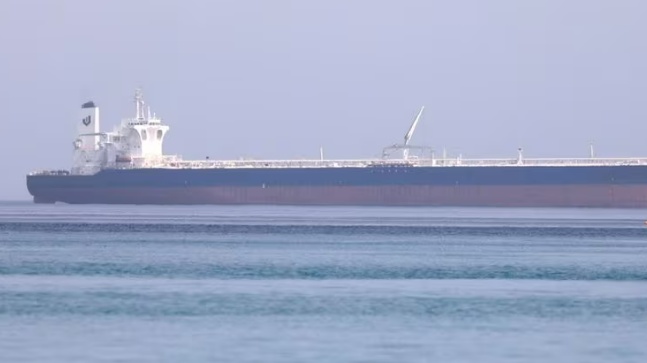 Tại sao dòng dầu của Nga qua Biển Đỏ không bị tấn công?