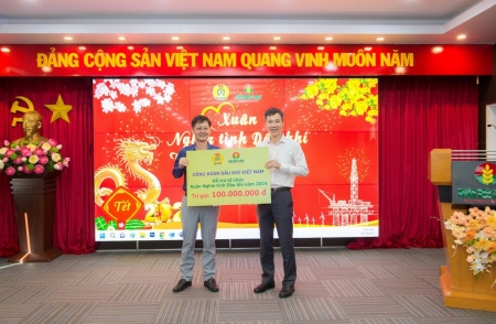 Công đoàn PVCFC chăm lo cho người lao động đón Tết ấm áp, đủ đầy