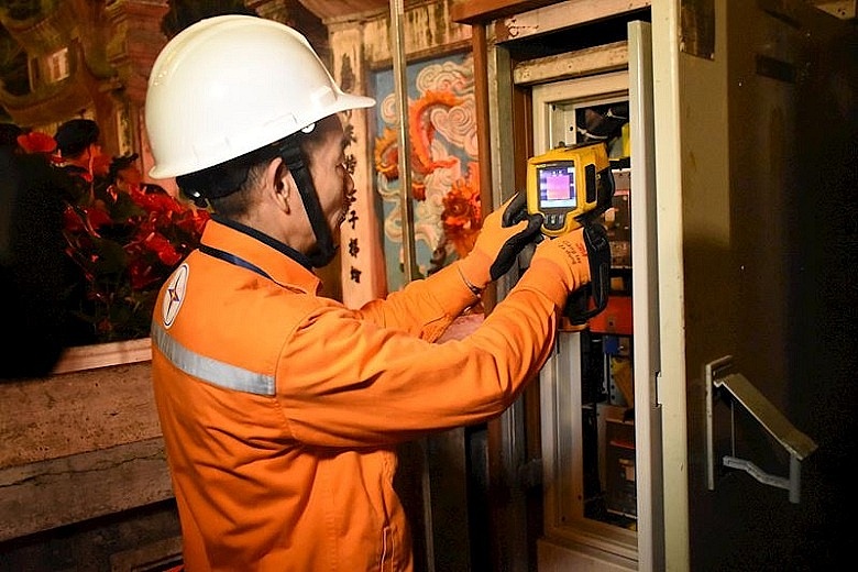 EVNHANOI tổ chức gần 9.000 ca trực đảm bảo điện dịp Tết Nguyên đán 2024