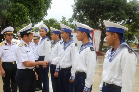 "Mắt thần" giữ biển ngày Xuân