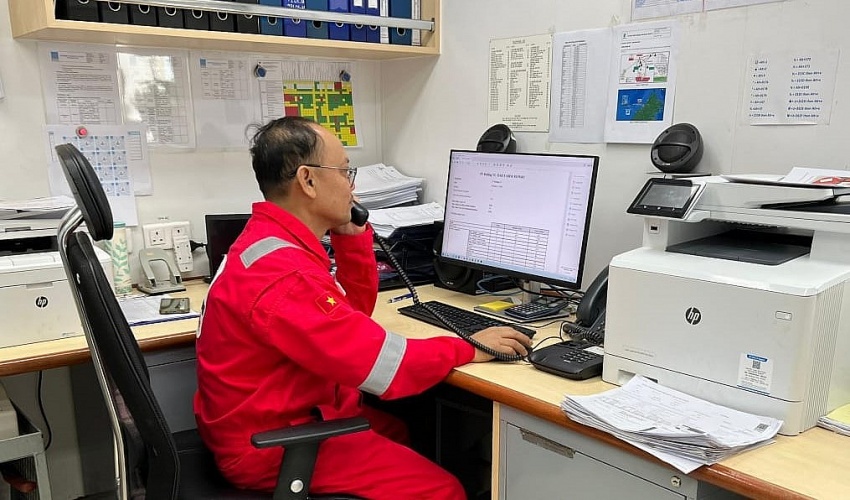 Giàn PV DRILLING VI đón Tết xa Tổ quốc