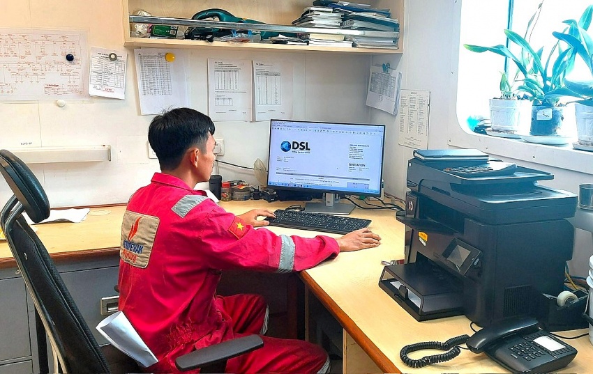 Nguyễn Mạnh Tuấn - Chief Electrician