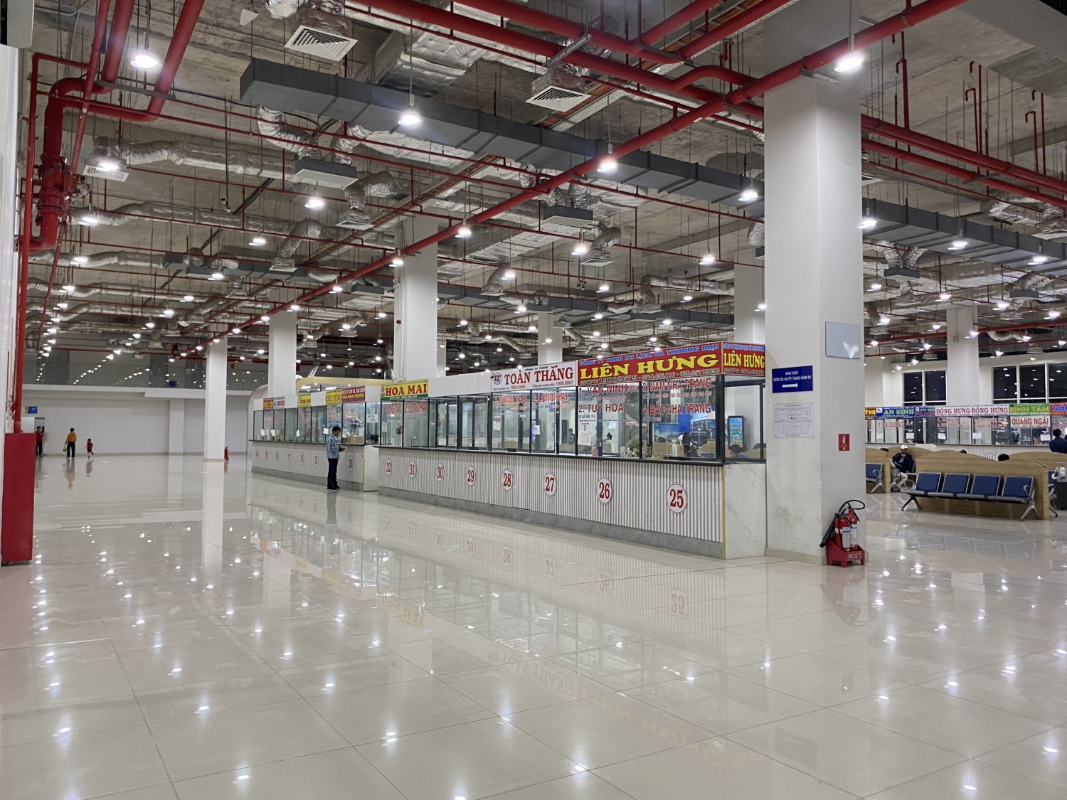 Bến xe Miền Đông mới những ngày cuối năm