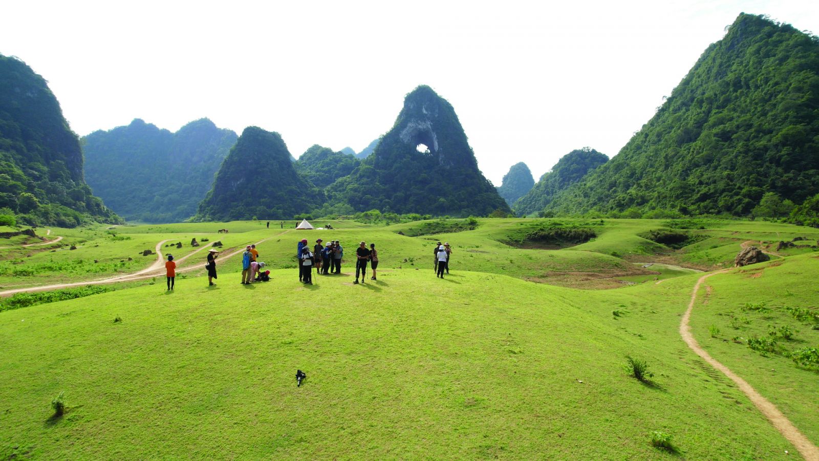 Theo dòng Thang Hen - Cao Bằng